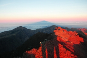 Rinjani Trekking Summit 2 Days - 1 Night