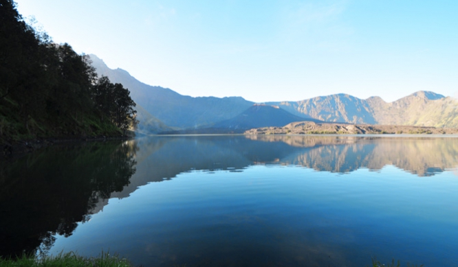 Mount Rinjani Lake