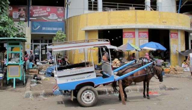 Kebon Roek Traditional Market